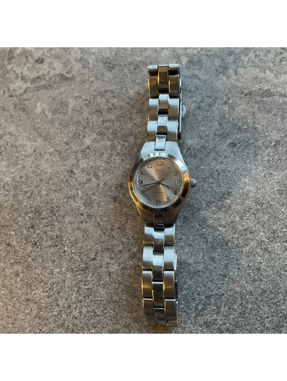 Vintage Guess Womens Watch 25mm Stainless Steel Case & Band Silver Dial W/Date T